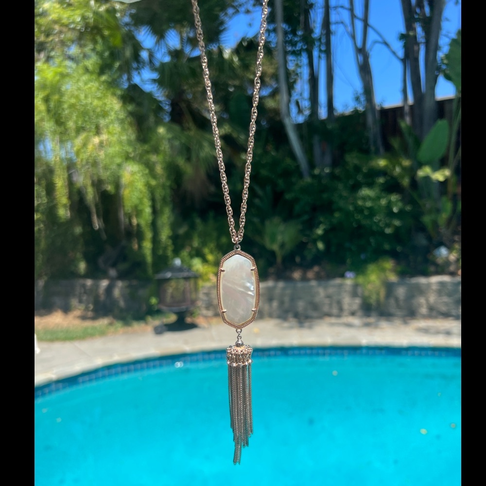 Kendra Scott Necklace💕